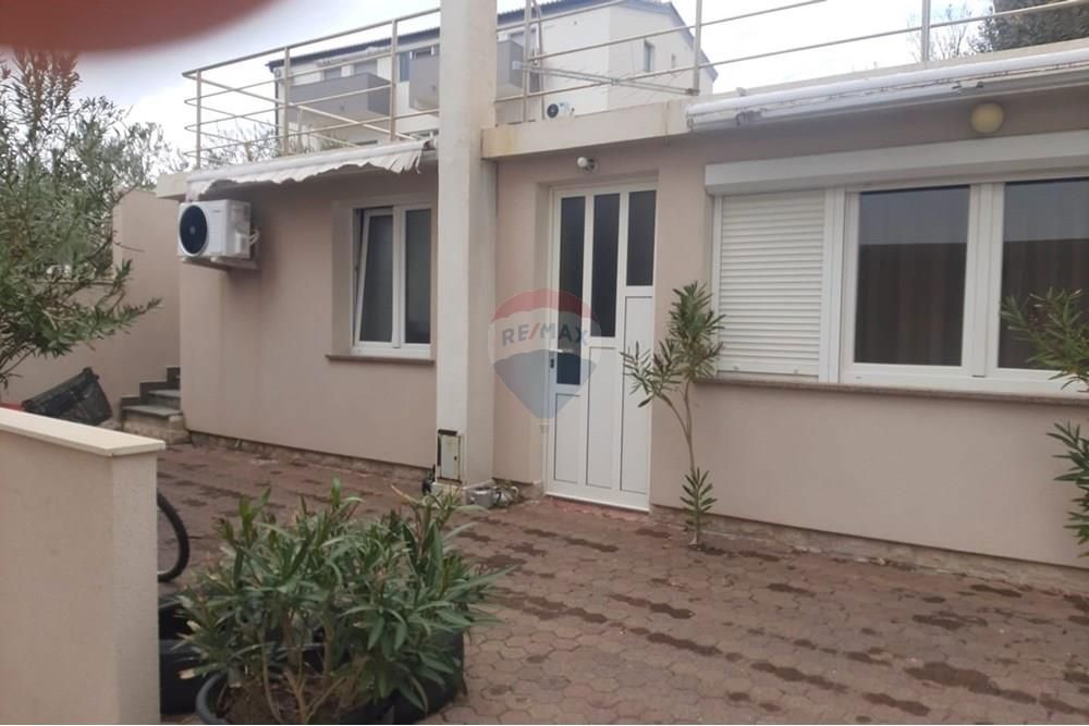 Apartma Stara Novalja, Novalja, 100m2
