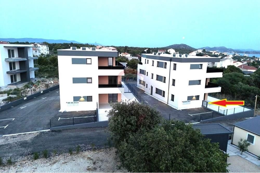 Stanovanje Pakoštane, 82,69m2