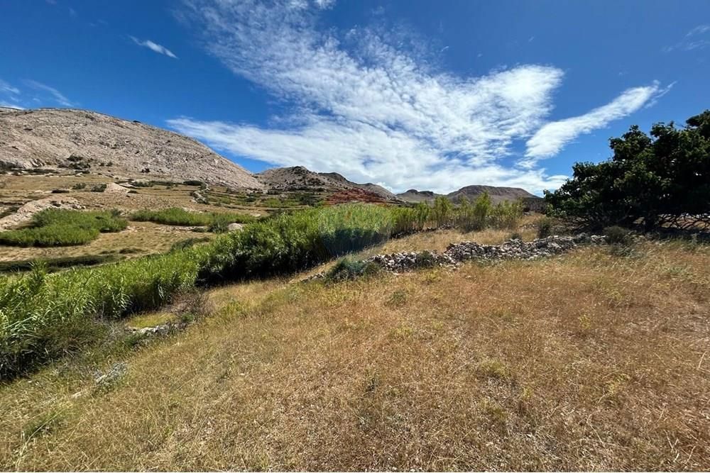 Zemljišče Metajna, Novalja, 1.623m2