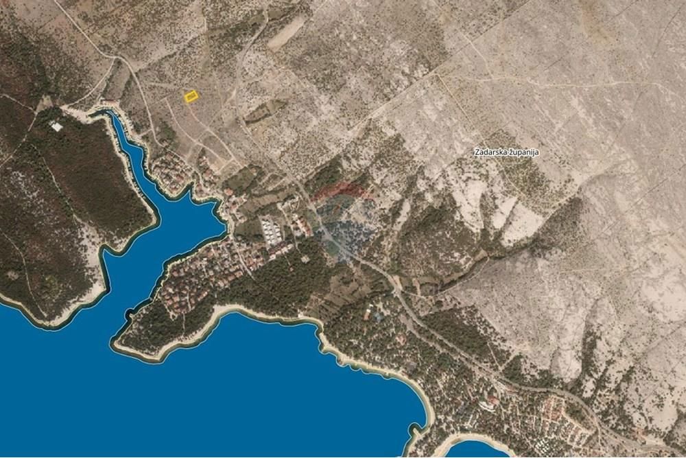 Zemljišče Šimuni, Pag, 901m2