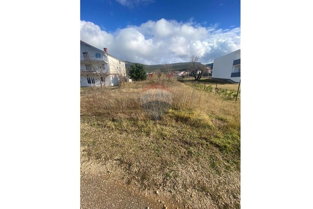 Zemljišče Gornji Karin, Obrovac, 419m2