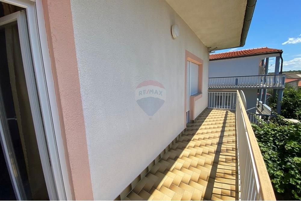 ZADAR - SOKIN BRIG - DRUŽINSKA HIŠA S 4 SPALNICAMI