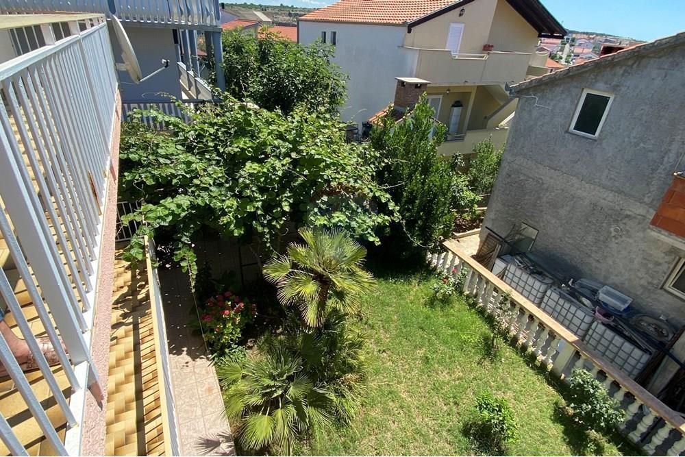 ZADAR - SOKIN BRIG - DRUŽINSKA HIŠA S 4 SPALNICAMI
