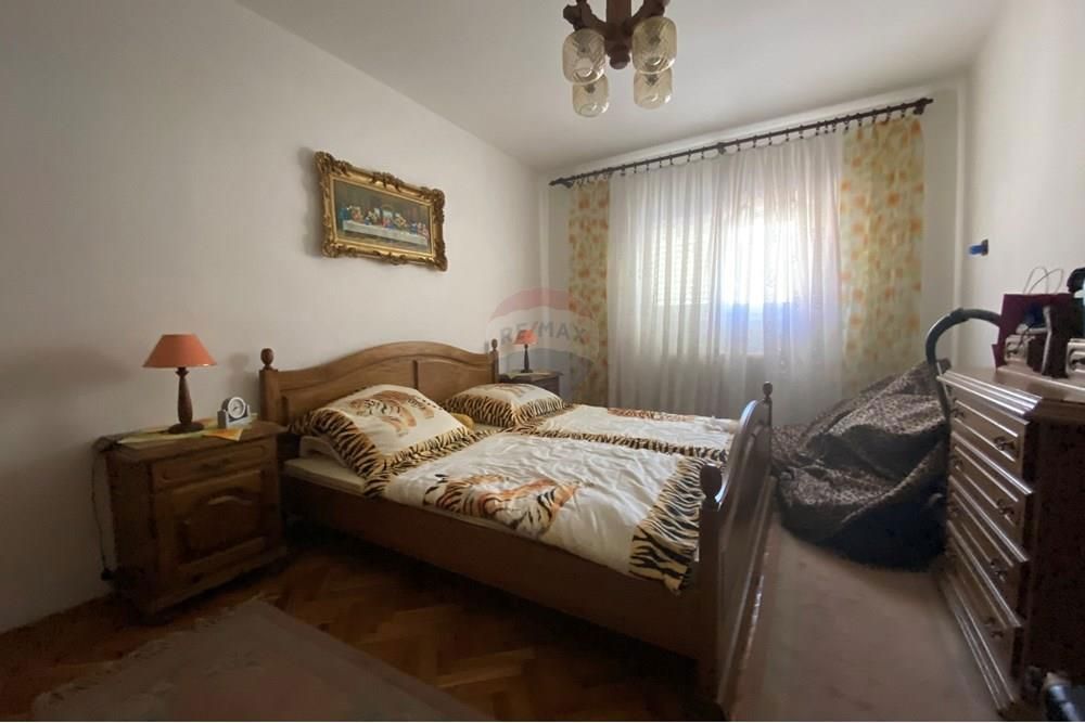 ZADAR - SOKIN BRIG - DRUŽINSKA HIŠA S 4 SPALNICAMI