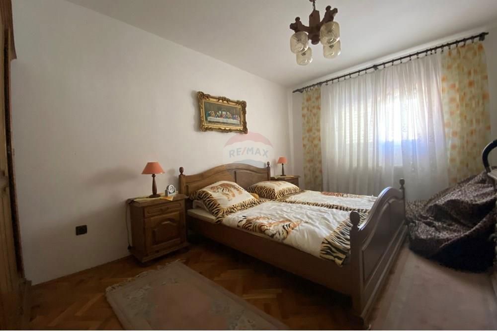 ZADAR - SOKIN BRIG - DRUŽINSKA HIŠA S 4 SPALNICAMI