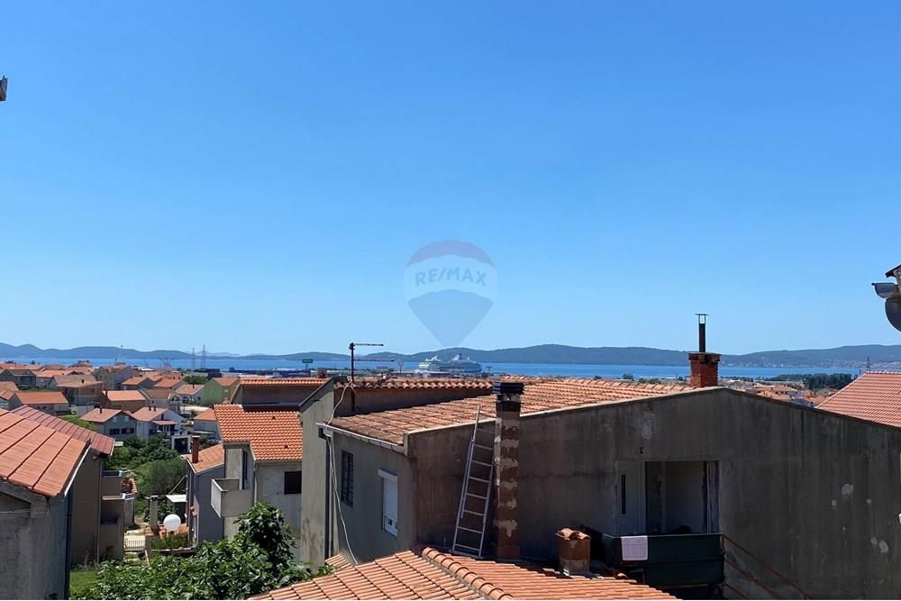 ZADAR - SOKIN BRIG - DRUŽINSKA HIŠA S 4 SPALNICAMI