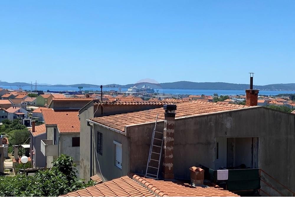 ZADAR - SOKIN BRIG - DRUŽINSKA HIŠA S 4 SPALNICAMI