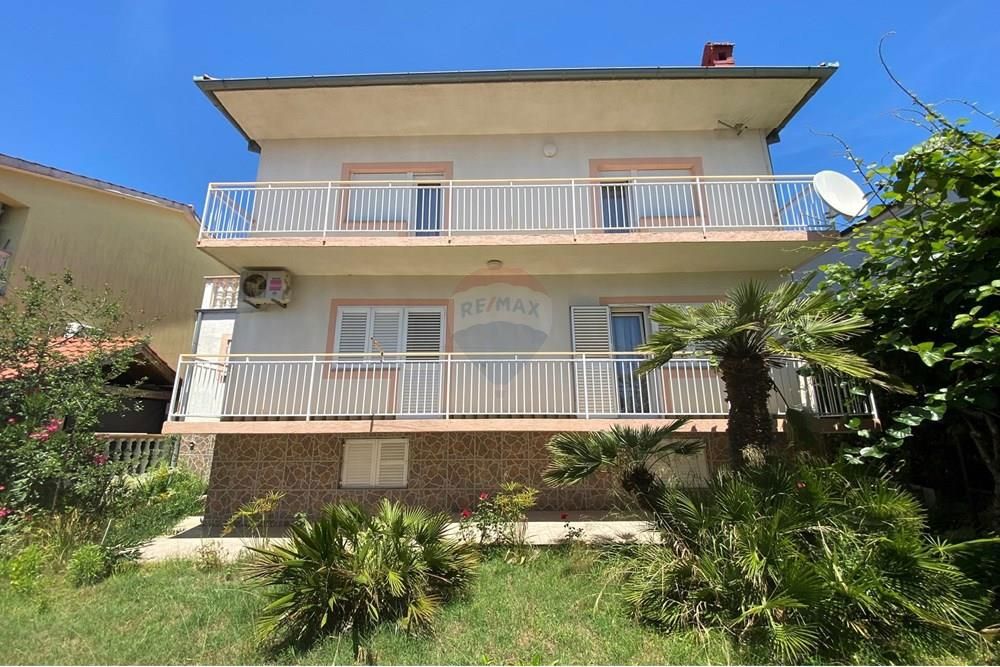 ZADAR - SOKIN BRIG - DRUŽINSKA HIŠA S 4 SPALNICAMI