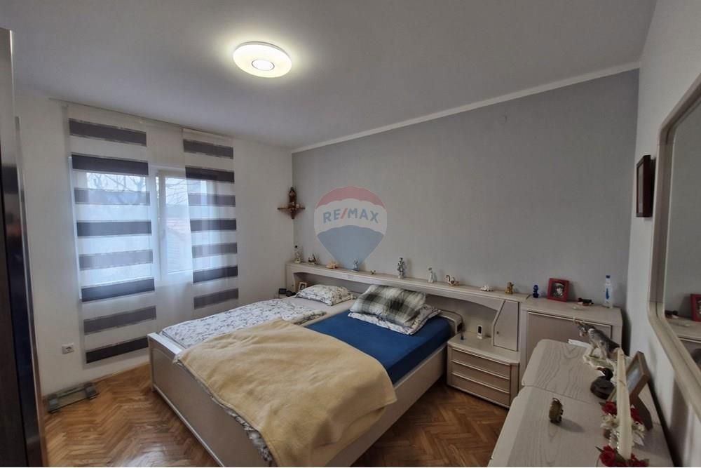 Hiša Turanj, Sveti Filip I Jakov, 498m2