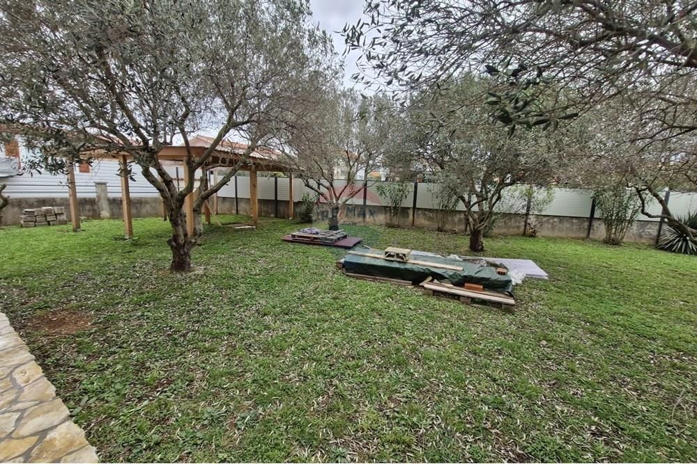 Hiša Turanj, Sveti Filip I Jakov, 498m2