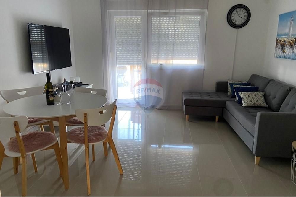 Apartma Tkon, 66,05m2