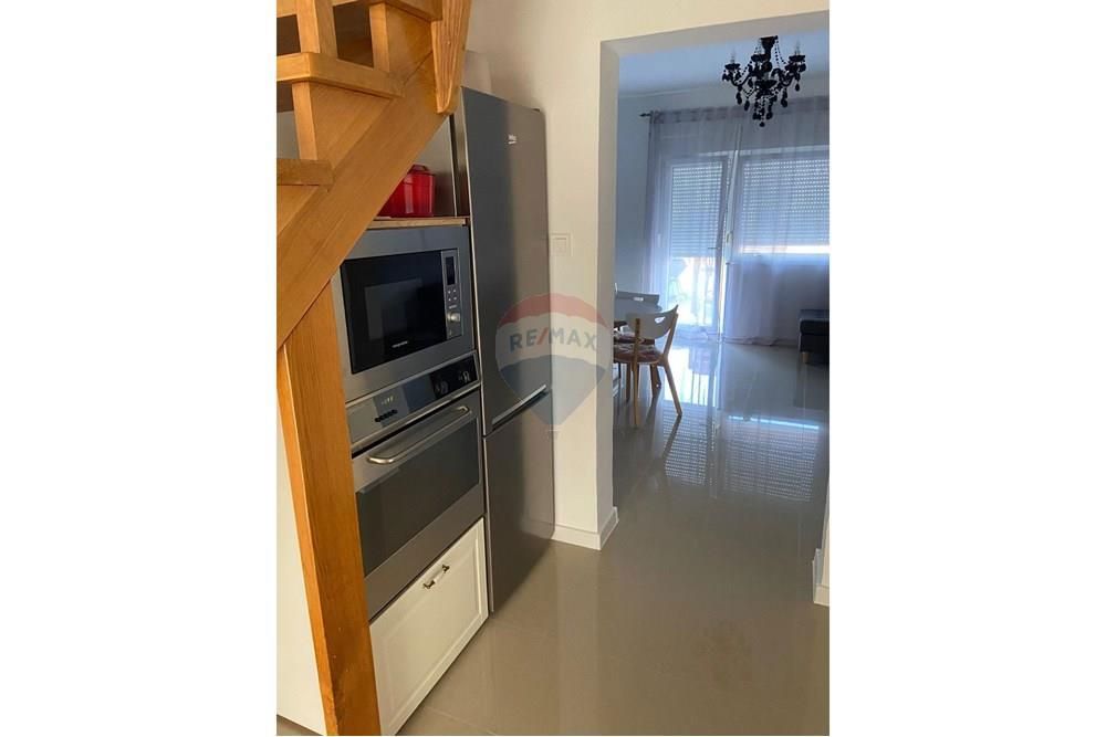 Apartma Tkon, 66,05m2