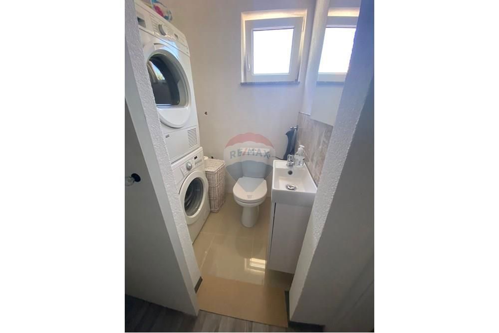 Apartma Tkon, 66,05m2