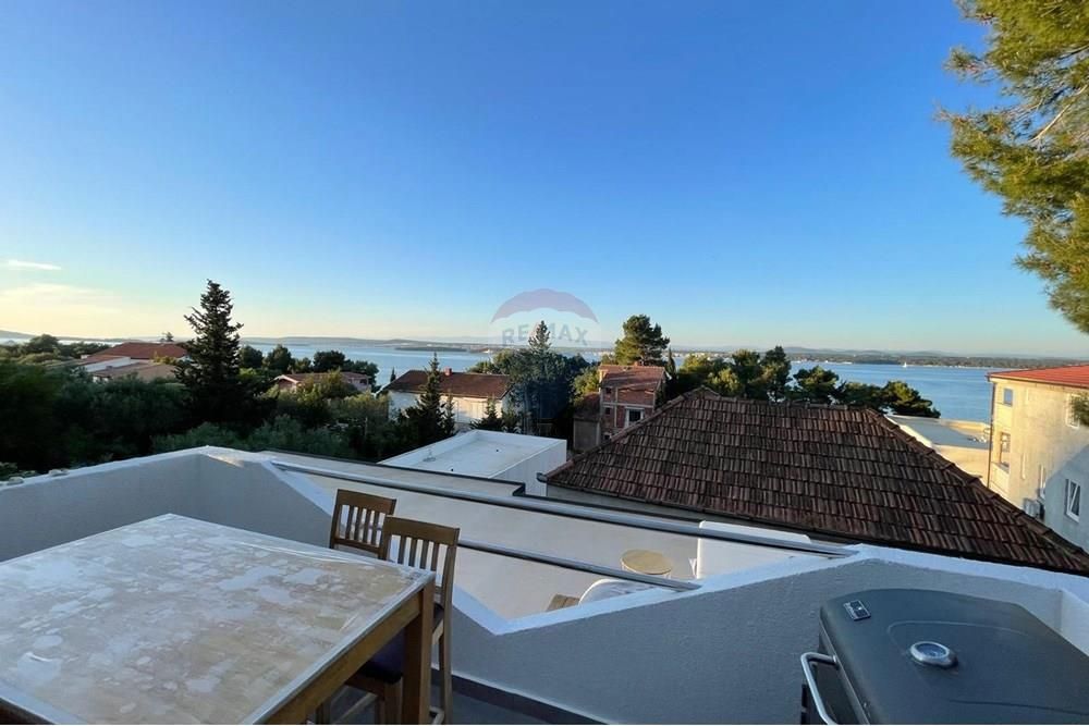 Apartma Tkon, 66,05m2