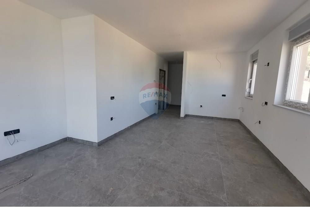 Stanovanje Vinjerac, Posedarje, 75m2