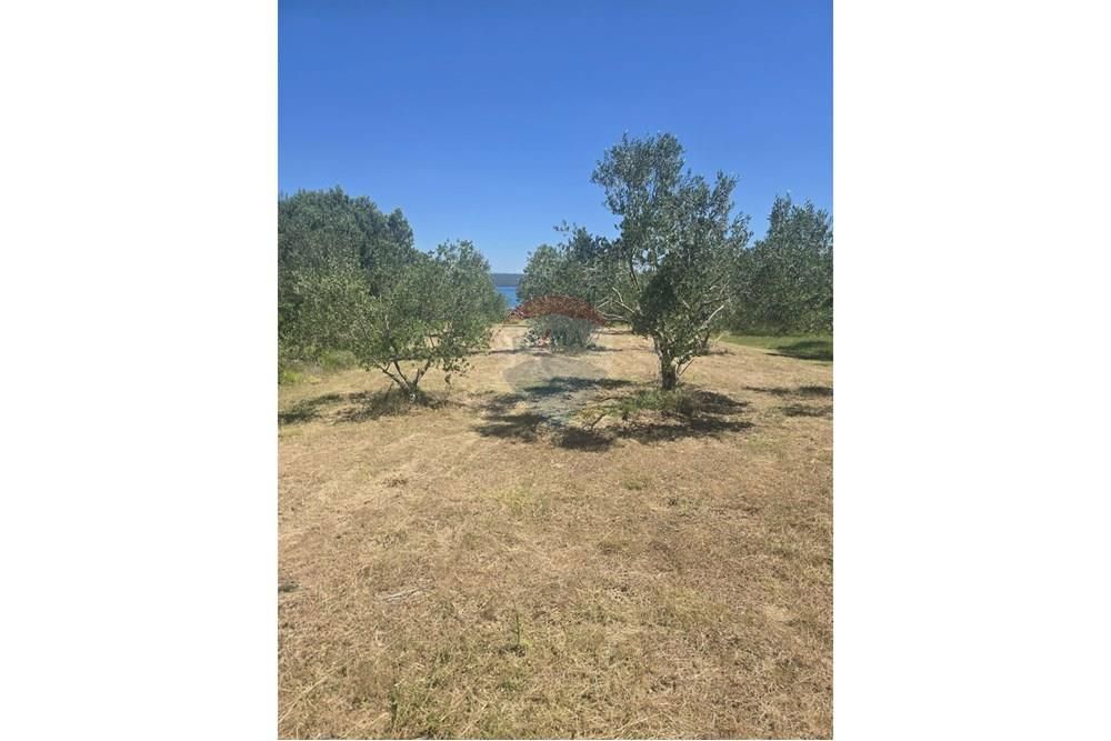 Zemljišče Dobropoljana, Pašman, 700m2