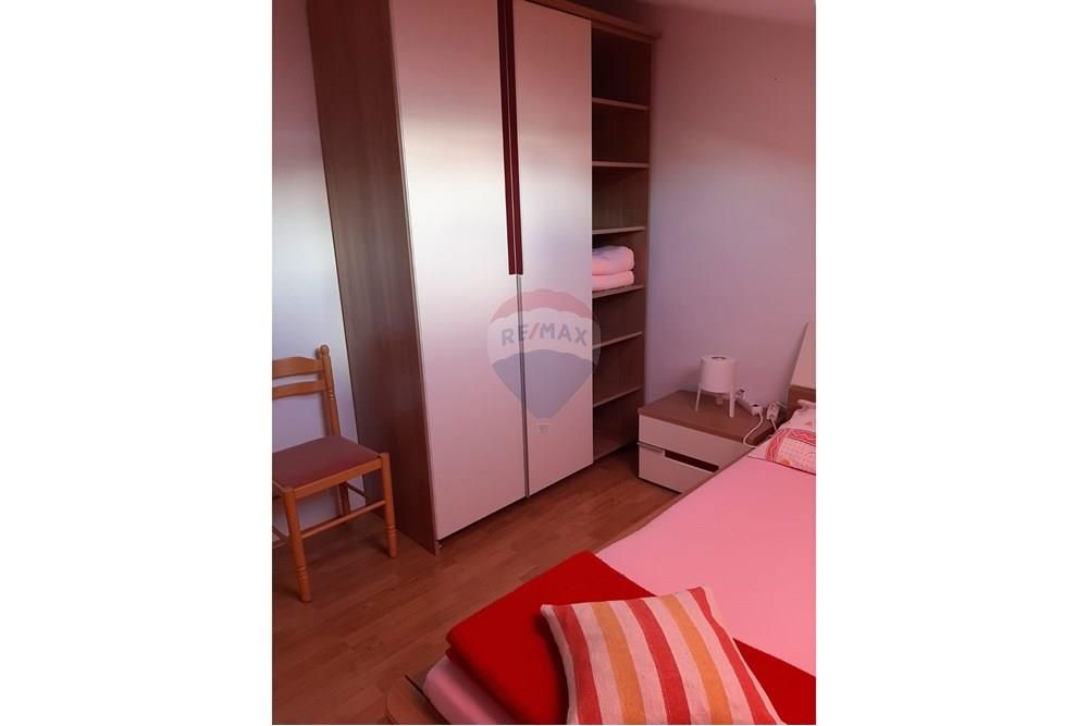 Stanovanje Stara Novalja, Novalja, 65m2