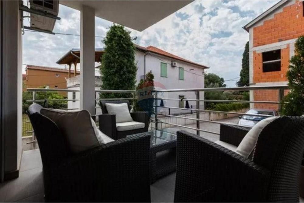 Stanovanje Biograd na Moru, 95m2