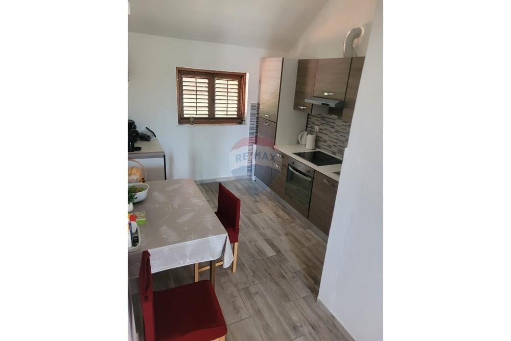 Hiša Sabunike, Privlaka, 233m2