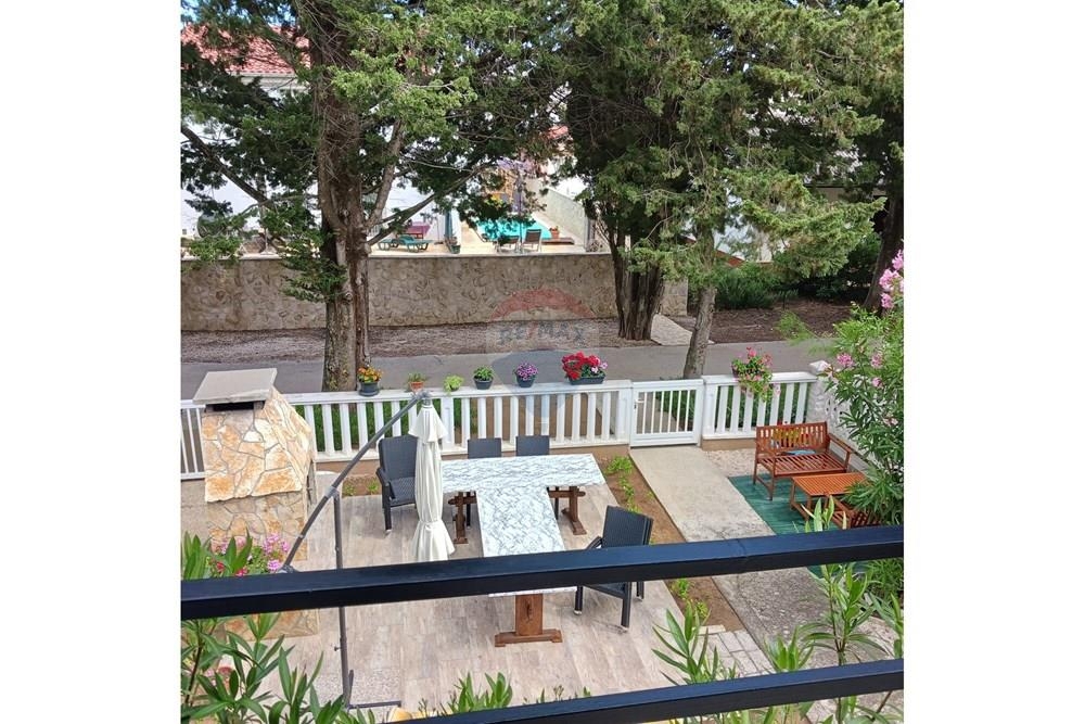 Hiša Sabunike, Privlaka, 233m2