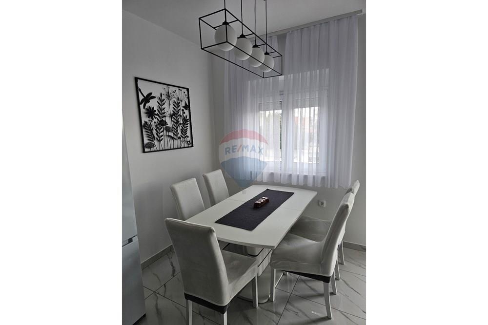 Hiša Novalja, 278m2