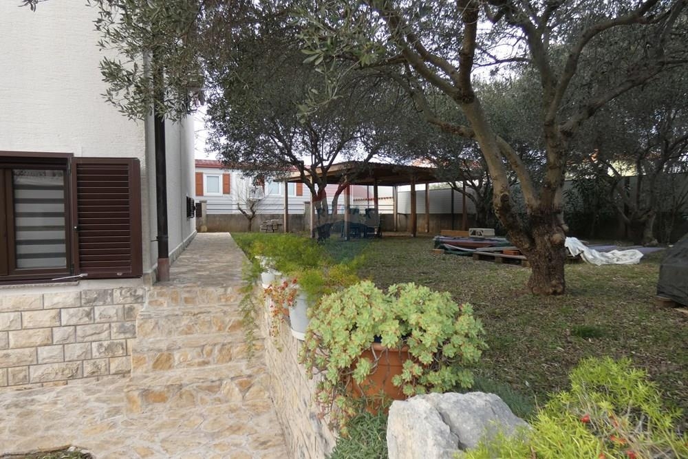 Hiša Turanj, Sveti Filip I Jakov, 211m2