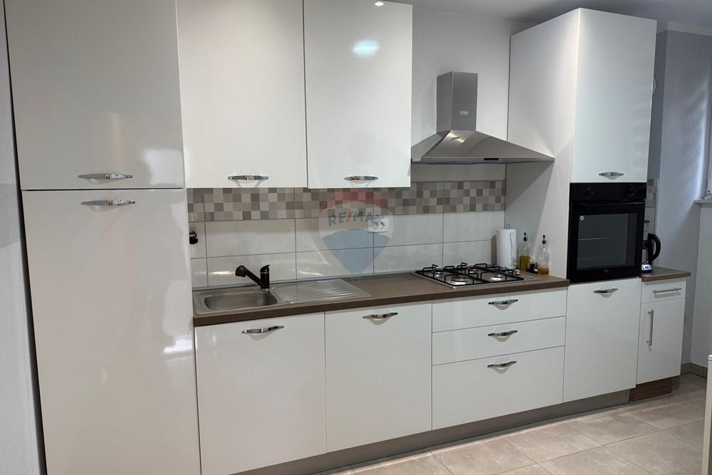 Hiša Turanj, Sveti Filip I Jakov, 211m2