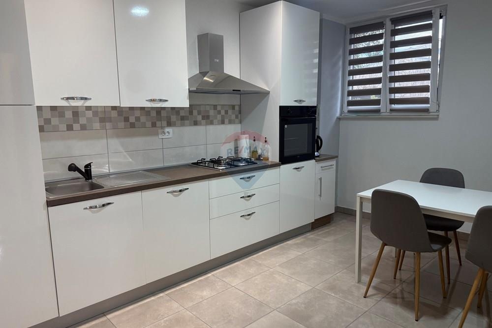 Hiša Turanj, Sveti Filip I Jakov, 211m2