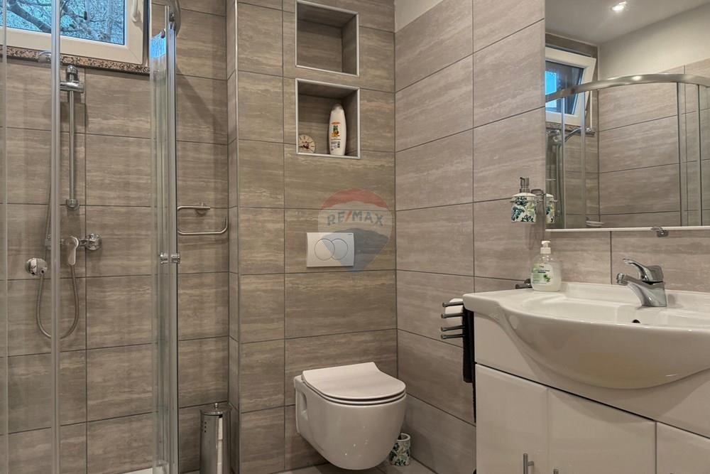 Hiša Turanj, Sveti Filip I Jakov, 211m2