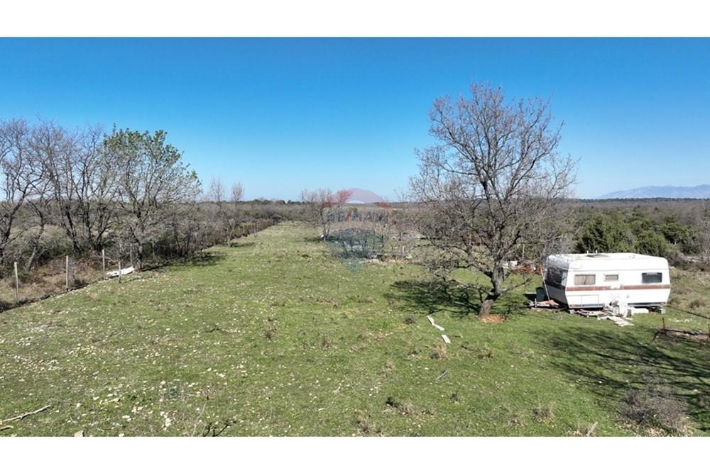 Zemljišče Poljica, Vrsi, 4.877m2