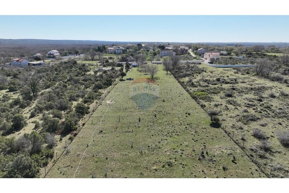 Zemljišče Poljica, Vrsi, 4.877m2