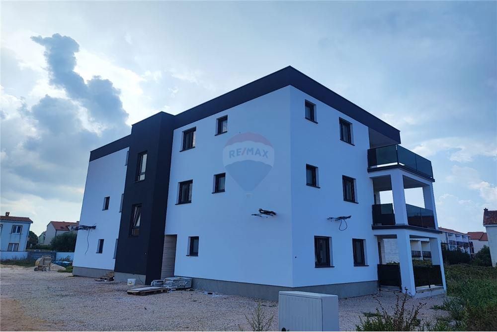 Apartma Privlaka, 151,53m2