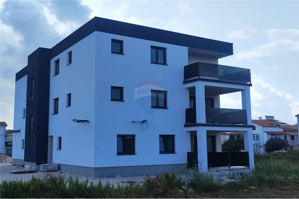 Apartma Privlaka, 151,53m2