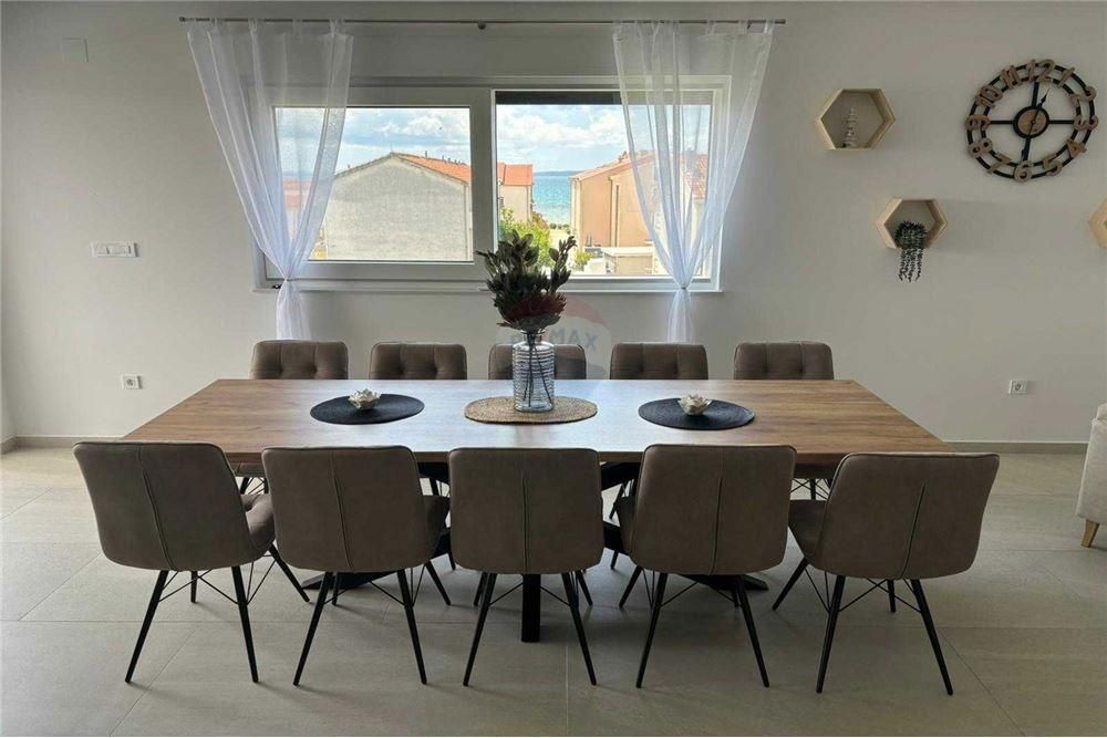 Apartma Privlaka, 151,53m2