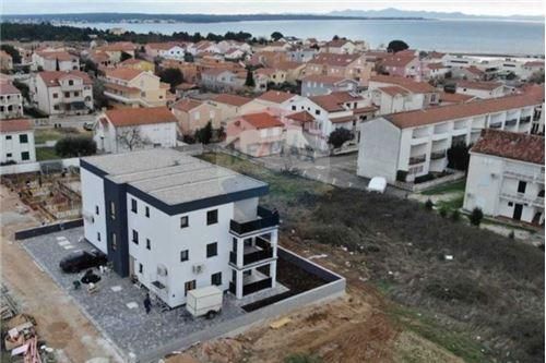 Apartma Privlaka, 151,53m2