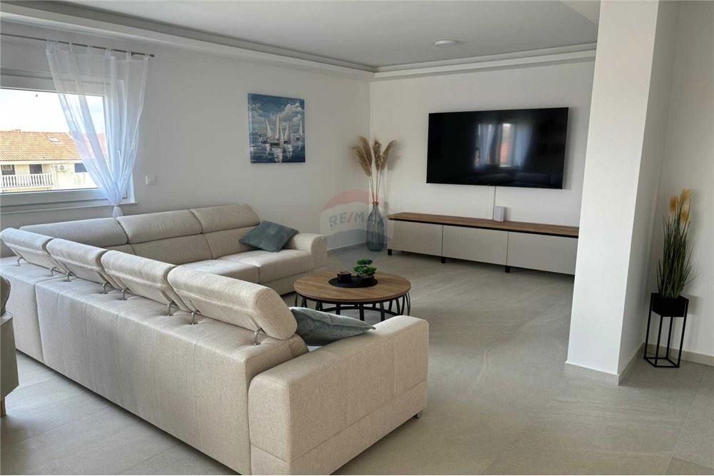 Apartma Privlaka, 151,53m2