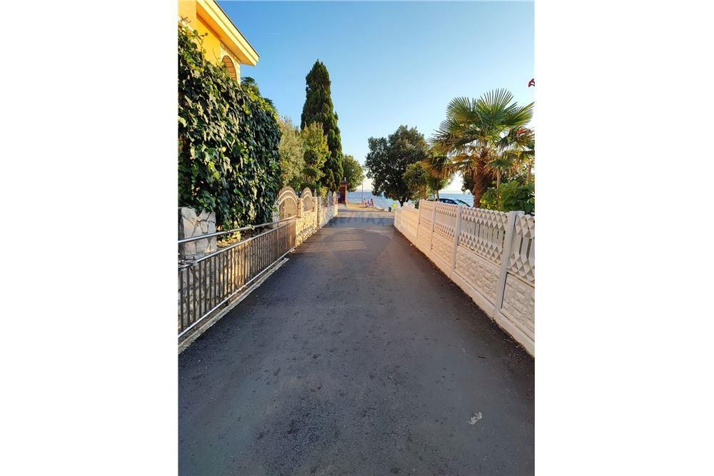 Apartma Privlaka, 151,53m2