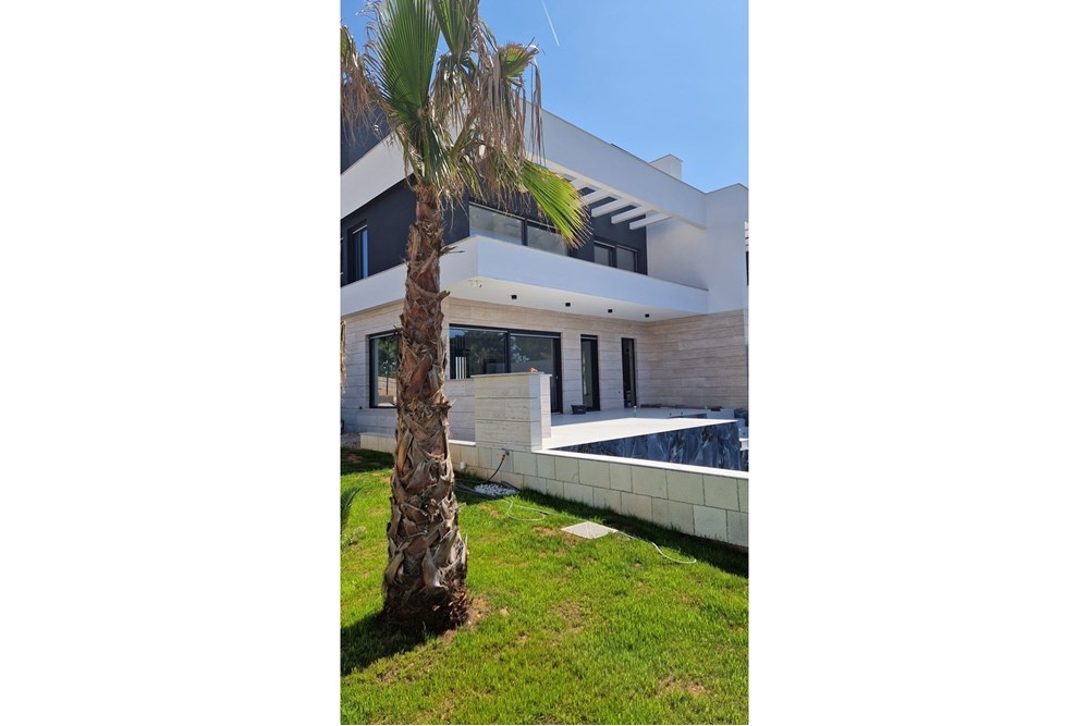 Hiša Stara Novalja, Novalja, 220m2