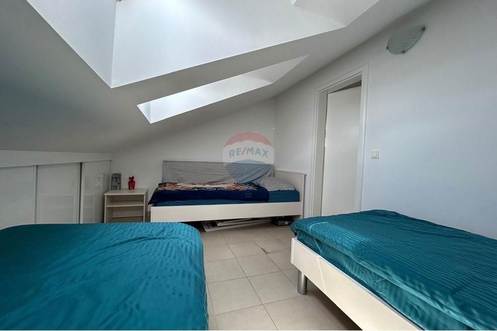 Stanovanje Novalja, 68,90m2
