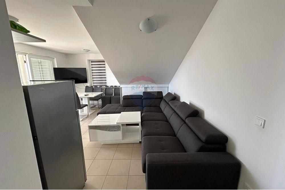 Stanovanje Novalja, 68,90m2