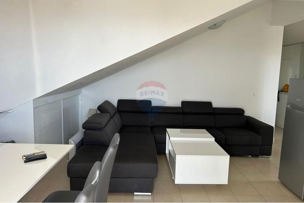 Stanovanje Novalja, 68,90m2