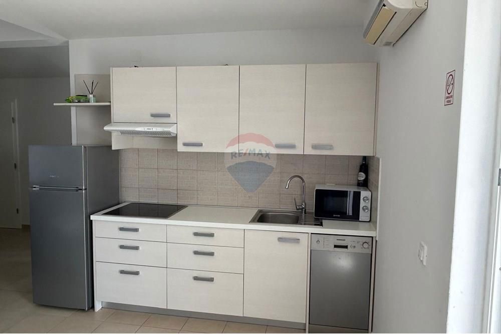 Stanovanje Novalja, 68,90m2