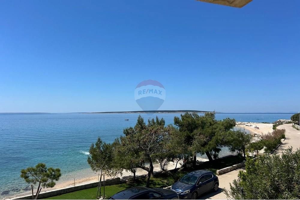 Stanovanje Mandre, Kolan, 41,76m2