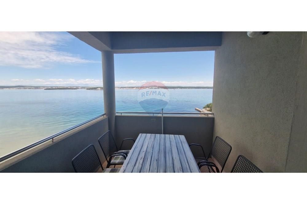 Apartma Tkon, 47m2