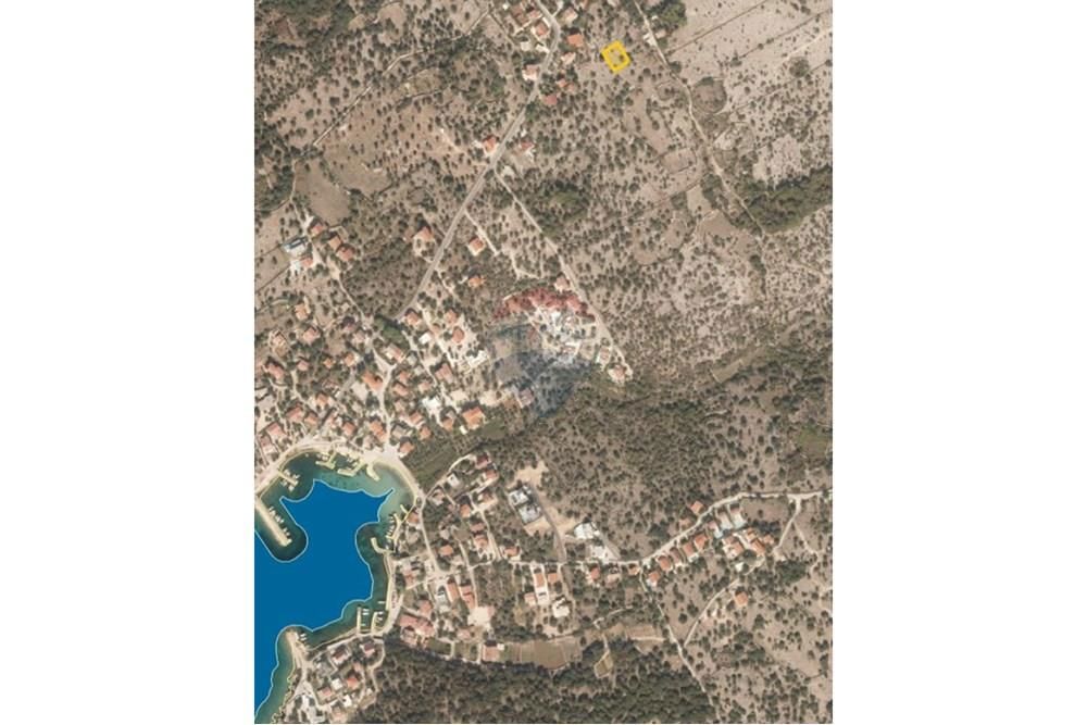 Zemljišče Novalja, 555m2