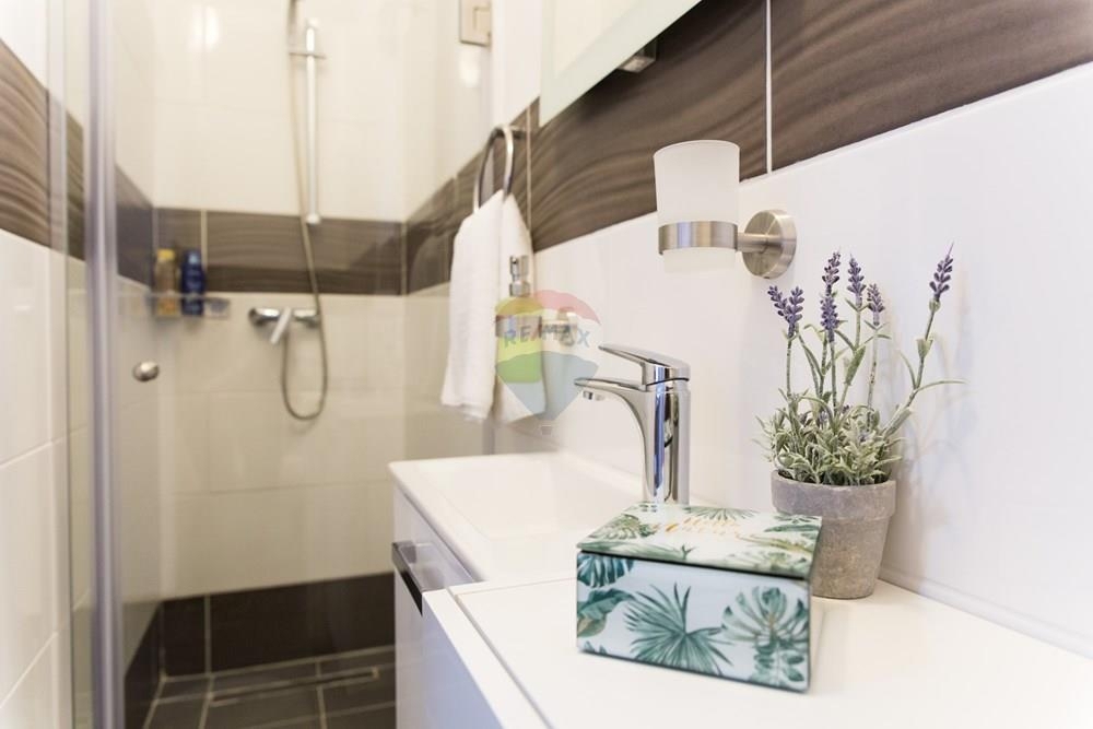 Hiša Perušić, 188m2