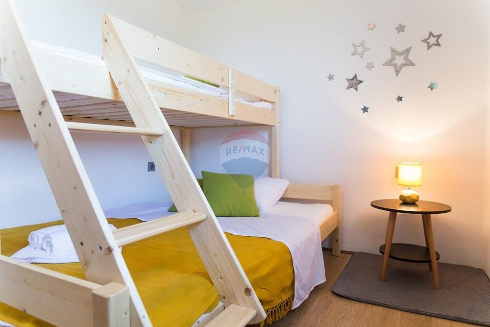 Hiša Perušić, 188m2