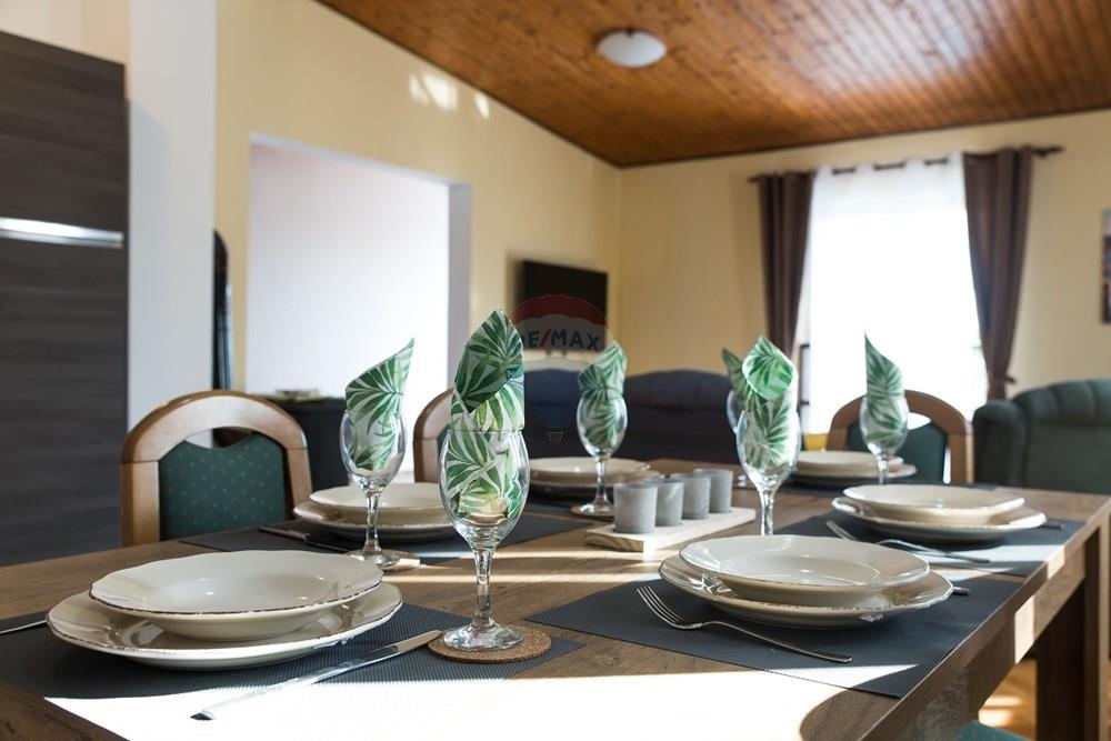 Hiša Perušić, 188m2