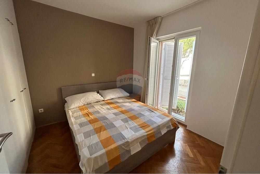 Stanovanje Novalja, 60,73m2