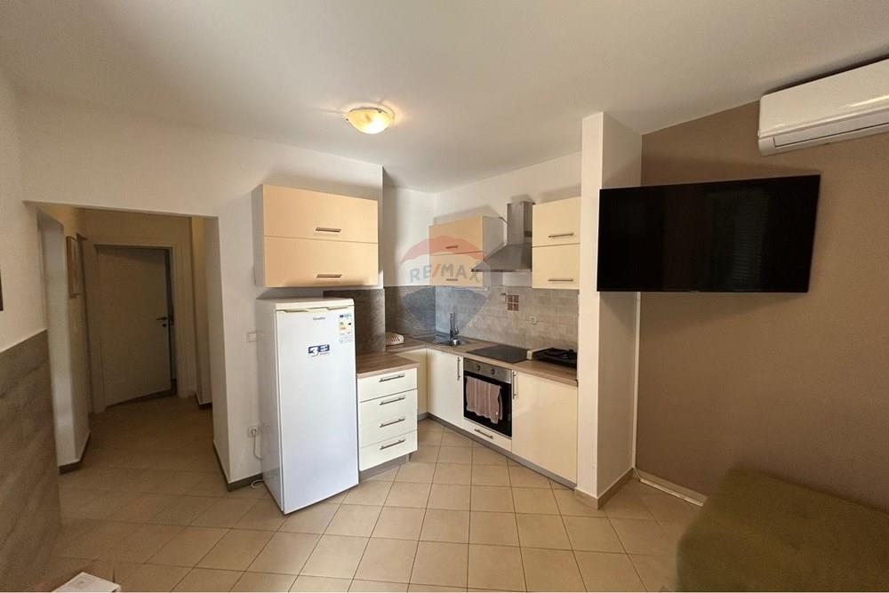 Stanovanje Novalja, 60,73m2